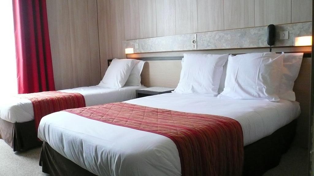Hotel L'Europeen Тарб Екстериор снимка